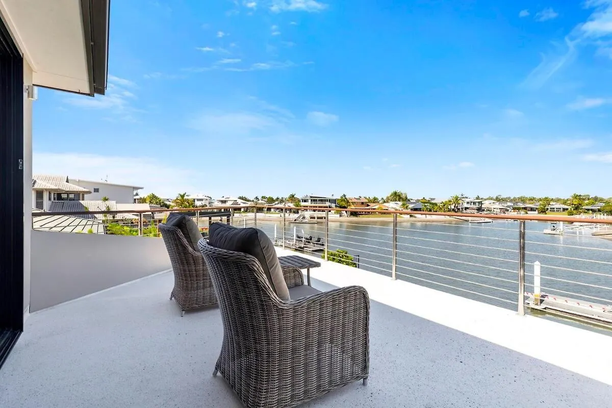 Yalla24-Luxury Resort Style Home Mooloolaba 0*,  Australia