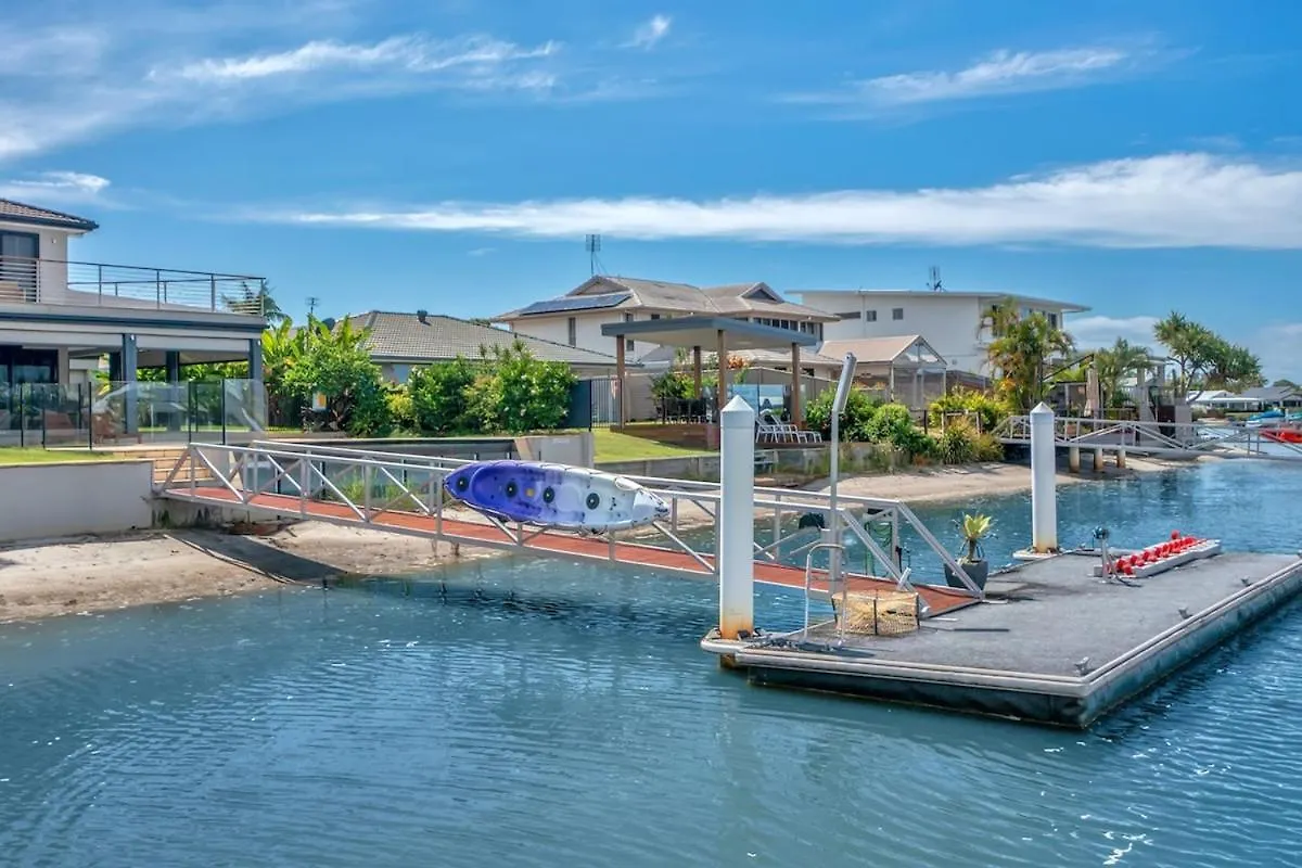 Tatil Evi Yalla24-Luxury Resort Style Home Mooloolaba
